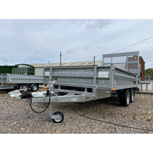 12’ x 6’ 2600Kg Beaver Tail Platform Trailer - Drop Sides