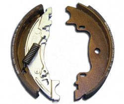 Knott-Avonride 160x35 Auto reverse brake shoes (per axle set) Knott-Avonride 160x35 Auto reverse brake shoes (per axle set)